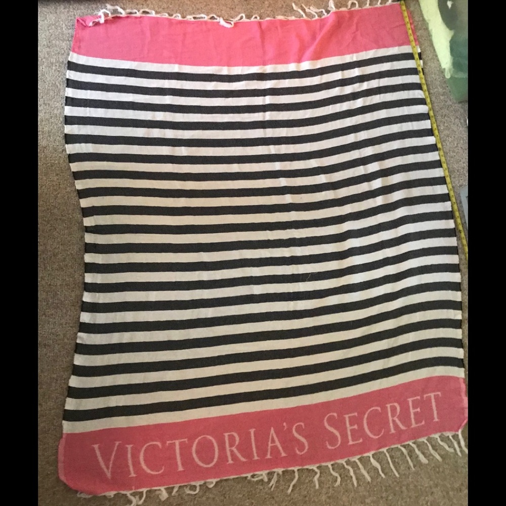 Victoria’s Secret thin outdoor blanket